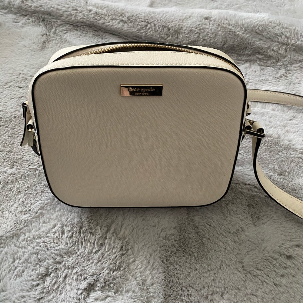 Kate Spade Cream Crossbody Purse